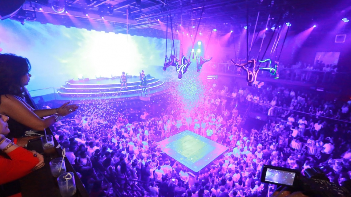 Дискотека в Пунта Кане Coco Bongo. Коко Бонго ночной клуб-шоу