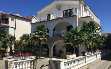 SKELIN APARTMENTS. Курорт Водіце